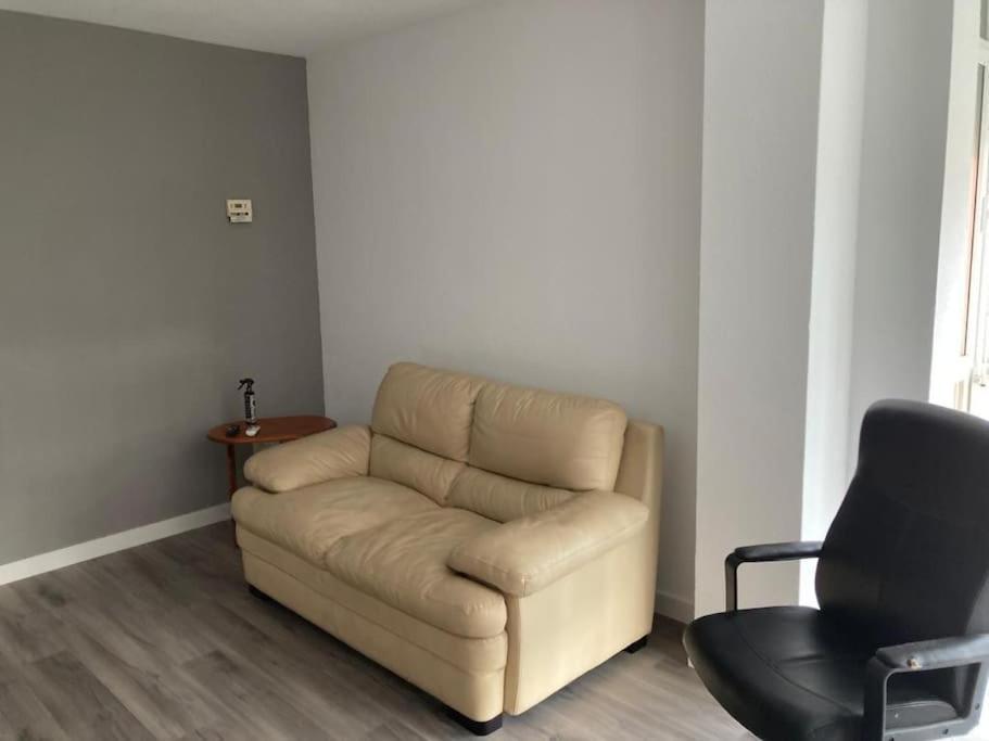 Silencioso, Luminoso Y Familiar Apartamento Lejlighed Madrid Eksteriør billede